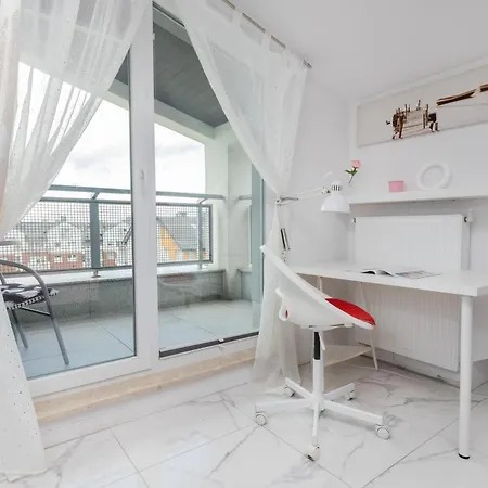 Zaruskiego 3-bedroom By Renters * Γκντίνια