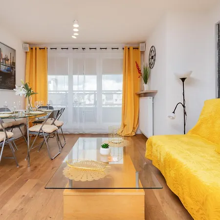 Διαμέρισμα Zaruskiego 3-bedroom By Renters *