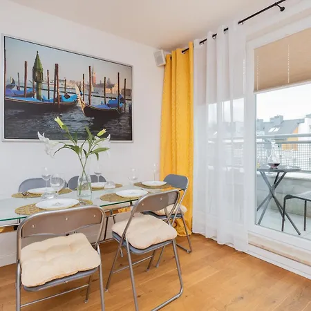 Διαμέρισμα Zaruskiego 3-bedroom By Renters *