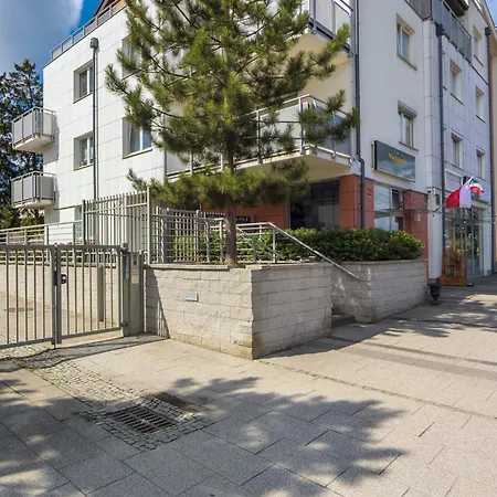 Zaruskiego 3-bedroom By Renters * Gdynia