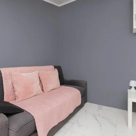 Διαμέρισμα Zaruskiego 3-bedroom By Renters *